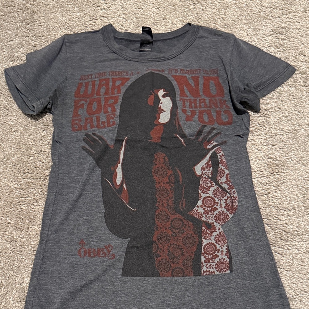 Women’s Obey blouse